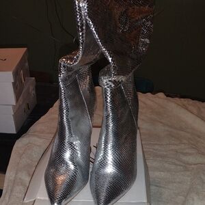 Mata Shoes Silver Snake-Embossed Over-the-Knee Pointed Boots